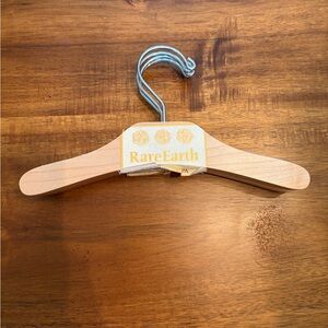 RareEarth Wooden Display Hanger in Natural Wood Tone